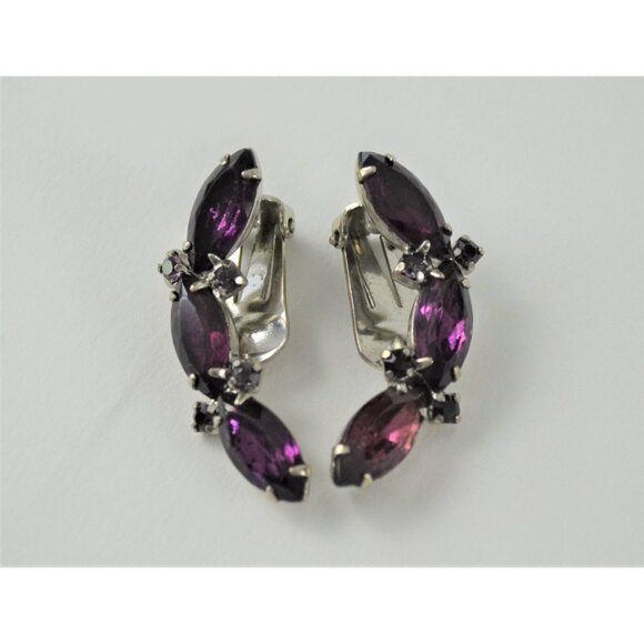 CURVED Purple Rhinestone Vintage  Clip Earrings Silvertone Navettes Chatons - Picture 4 of 8